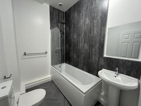 3 bedroom terraced house to rent - Photo 2