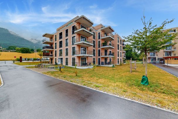 Sunny apartment with a view in the Sunnepark Grenchen! - Photo 1