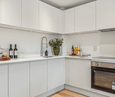 Bath Road, Slough, Berkshire,SL1 - Photo 3