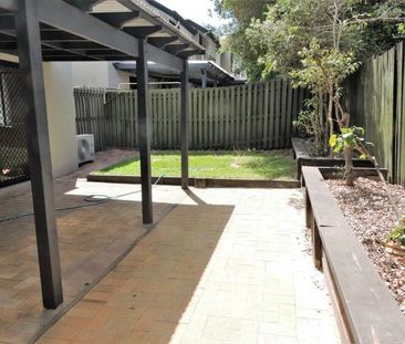 3-Bedroom Townhouse in Sought-After Kelvin Grove - Photo 4