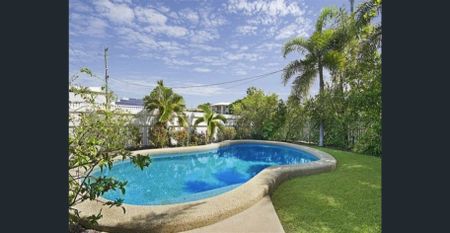 2 BEDROOM TOWNHOUSE IN CENTRAL LOCATION + TRANQUIL COURTYARD - Photo 5