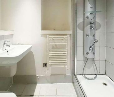 Longfield Centre, Prestwich, Manchester, M25 - Photo 1