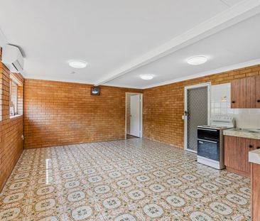 STUNNING 5-BEDROOM HOME FOR RENT - Photo 6