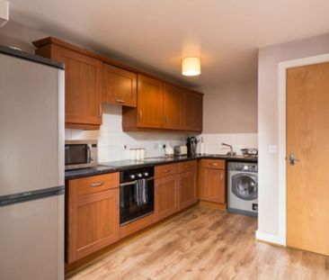 Bolton House, Lawrence Street - P10591 - Photo 4