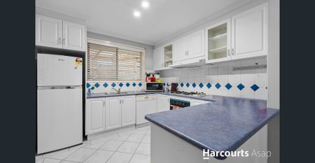 Charming Doveton Unit Awaits You! - Photo 4