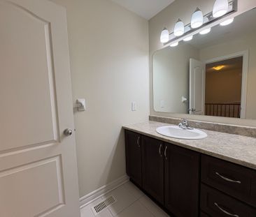 For Lease - 154 Highbury Park Drive, Barrhaven, Ontario - Photo 5