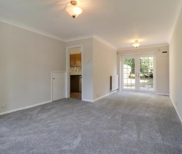 3 bedroom end of terrace house to rent - Photo 1