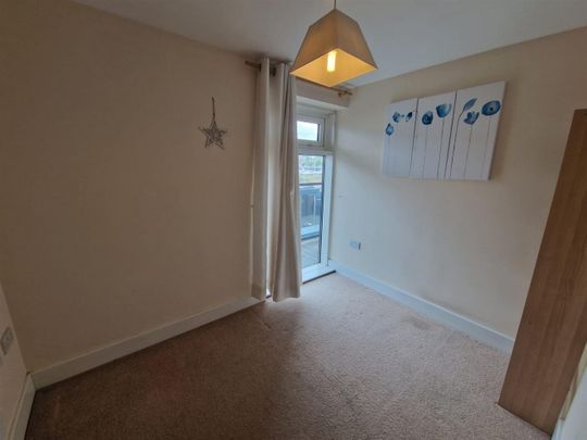 Kings Road, SA1 8PY, Swansea - Photo 1