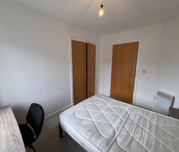 Curlew House, Lawrence Street - P10572 - Photo 3