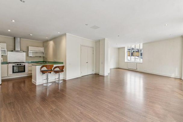 3 bedroom flat to rent - Photo 1