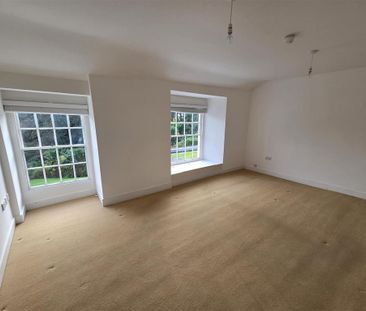 3 bedroom apartment to rent - Photo 1