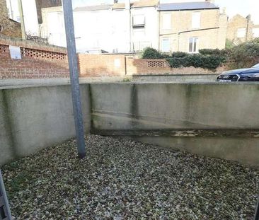 Sea Court, The Passage, Margate, CT9 - Photo 6