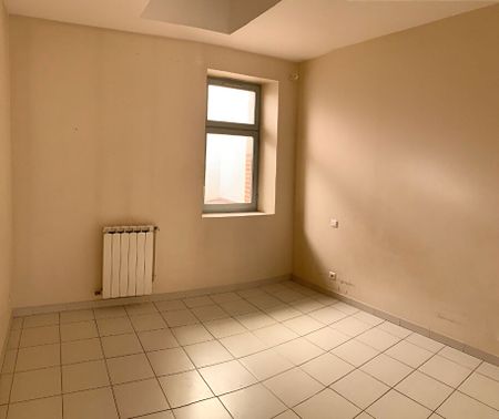 Location Appartement 4 pièces 99m² - Photo 5