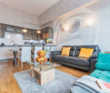 Newhall Street - Photo 3