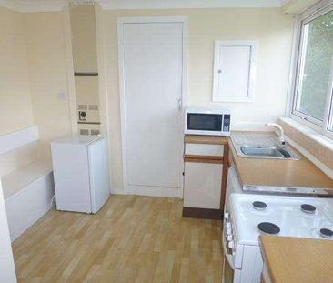 Cedarhurst, Harborne, Birmingham, B32 - Photo 2