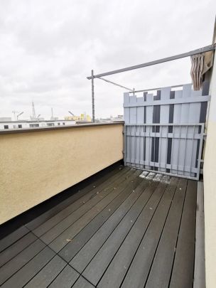 70m²DG Wohnung mit 2 Terrassen / mit Blick auf d. Schneeberg - Photo 1