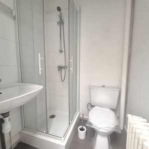 Location Appartement 1 pièce 28m² ROUBAIX 59100 - Photo 2