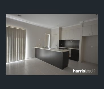 12 Dune Street, Point Cook, Vic 3030 - Photo 4