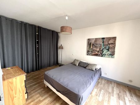 Location Appartement 2 pièces 62m² - Photo 4