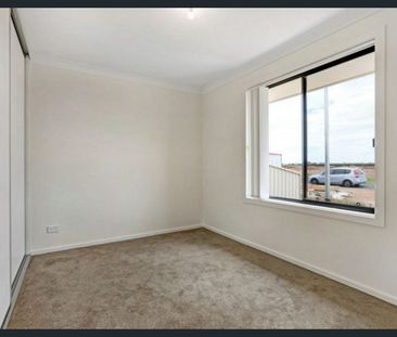 Contemporary Home to Make Your Own! - Photo 2