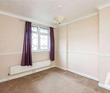 Becontree Avenue, Dagenham, RM8 - Photo 1