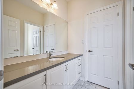 For Lease - 329 Danny Wheeler Boulevard, Georgina, Ontario - Photo 5