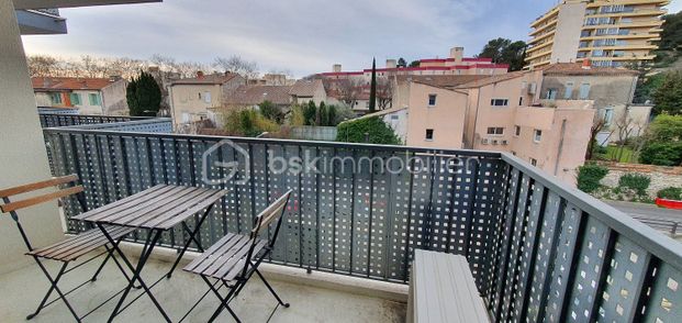 Appartement de 25,90 m² à Nimes - Photo 1