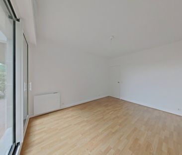 Location Appartement 4 pièces 87m² ST GERMAIN EN LAYE 78100 - Photo 2