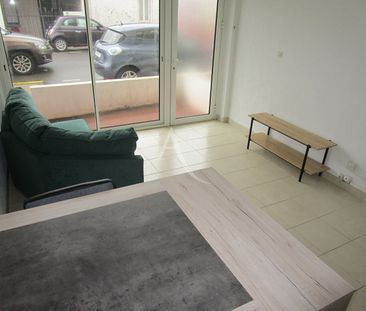 Location Appartement 2 pièces 35m² - Photo 2