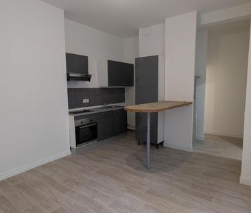 Location Appartement 1 pièce 26m² BORDEAUX 33800 - Photo 1