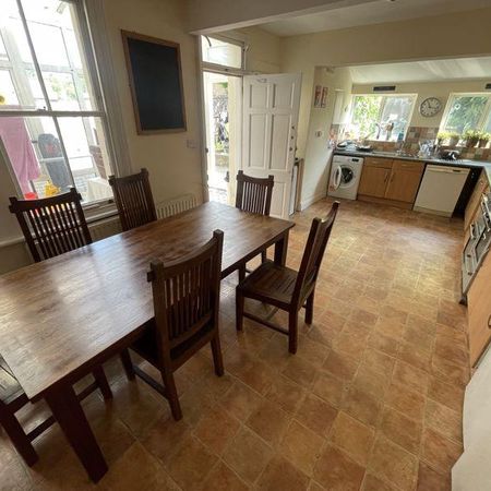 1 bedroom property to rent - Photo 3