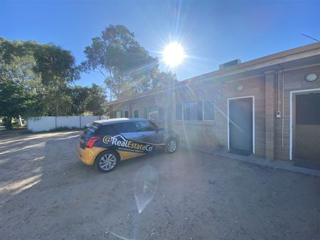 One Bedroom Unit in East Side - Photo 2