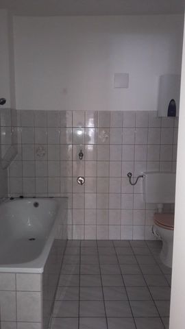 geräumige 1- RWE mit Einbauküche (möglich) in der Görlitzer Altstadt ! - Photo 4