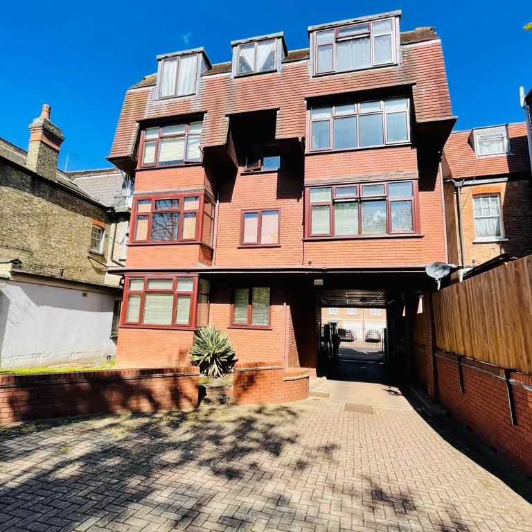 1 bedroom apartment to rent - Photo 1