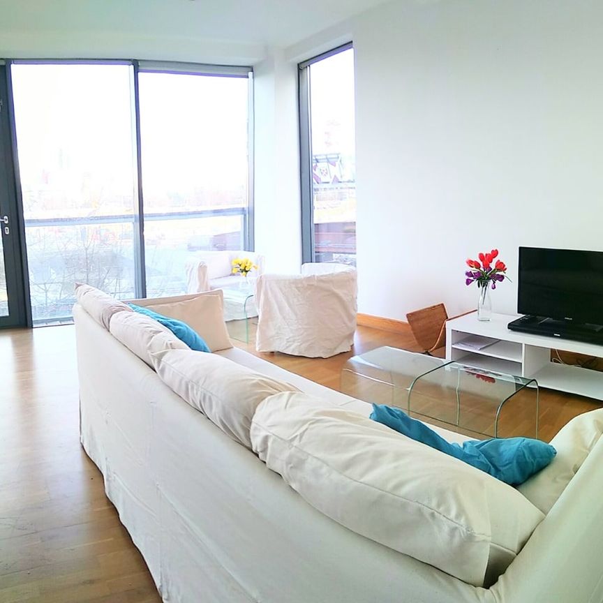 2 Bed Flat, Roach Road, E3 - Photo 1