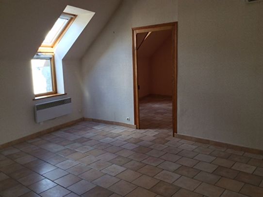 Location appartement 4 pièces, 76.00m², Pruniers-en-Sologne - Photo 1