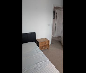 Room in a Shared House, Emerson Square, BS7 - Photo 2