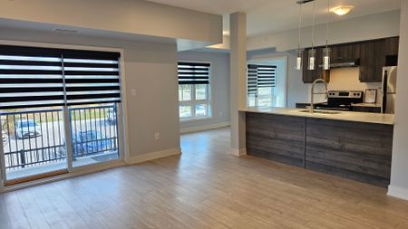 For Lease - 10 Culinary Lane Unit# 111, Barrie, Ontario - Photo 5