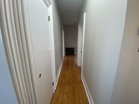 2317 Clifton Street – 4 BR 1 BATH SUNNY NORTH END FLAT AVAILABLE AUGUST 1ST W/ PARKING & LAUNDRY - Photo 2