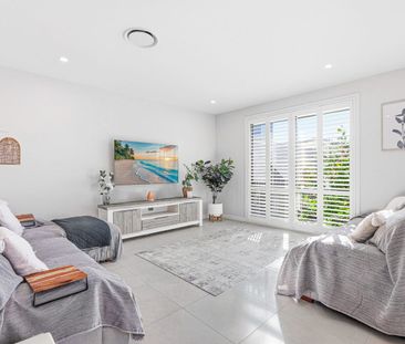 Modern Single-Level Living in a Convenient Melonba! - Photo 2