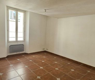 Location Appartement 3 pièces 47m² GONFARON 83590 - Photo 3