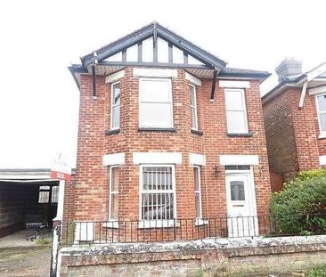 Bedroom Detached House In Winton, BH9 - Photo 4