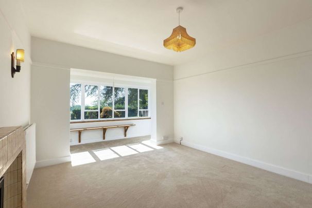 A beautifully renovated farmhouse with countryside views - Photo 1