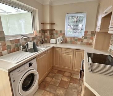 1 bedroom semi-detached house to rent - Photo 2