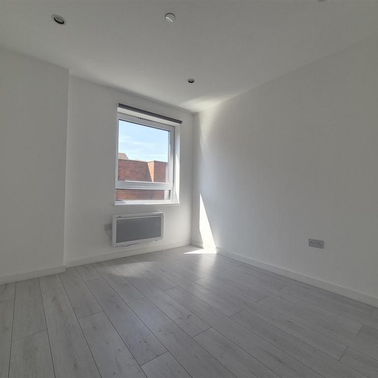 2 bedroom apartment to rent - Photo 1
