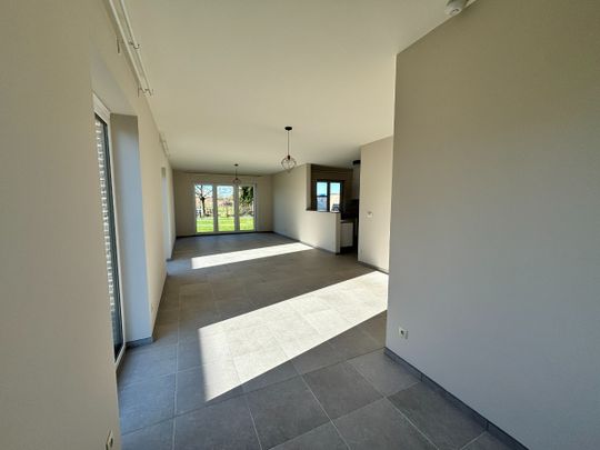 Instapklare nieuwbouwwoning met 3 slpks met tuin in Stevoort - Photo 1
