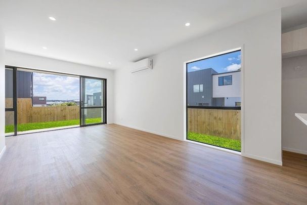 NEW LYNN, 3 BEDROOMS - Photo 1