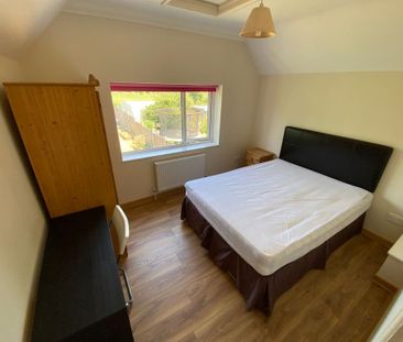 5 bedroom semi-detached house to rent - Photo 4