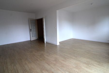Location Appartement 4 pièces 100m² ST BRIEUC 22000 - Photo 2