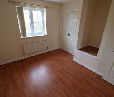 2 Bedroom End Terraced House To Rent - Photo 3